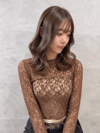 セミロング カラー Grow by NYNY 打越裕樹のヘアスタイル