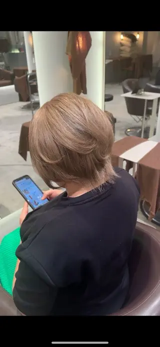 ショート カラー 髪質改善ストレート 中林優太のヘアスタイル