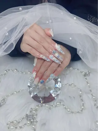 ネイル HANA 長さだしのネイルデザイン
