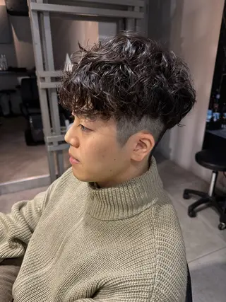 ショート パーマ メンズ 似合う髪型見つけます AYAKAのヘアスタイル
