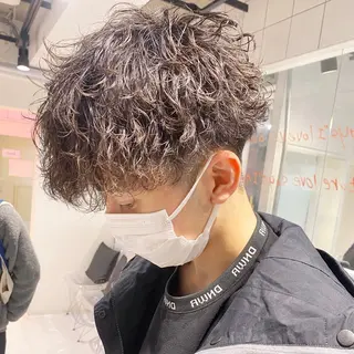 パーマ メンズ men's特化 値段以上の仕上がりにのヘアスタイル
