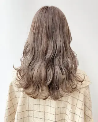 セミロング カラー 佐藤 将斗のヘアスタイル