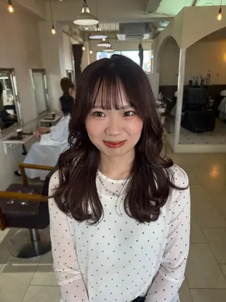 ロング Maho/海外 レイヤー/ハッシュのヘアスタイル