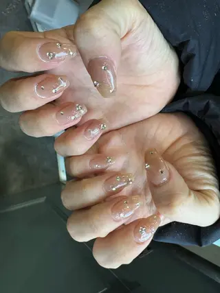 ネイル LAVISH 大和店 emi･:*+のネイルデザイン