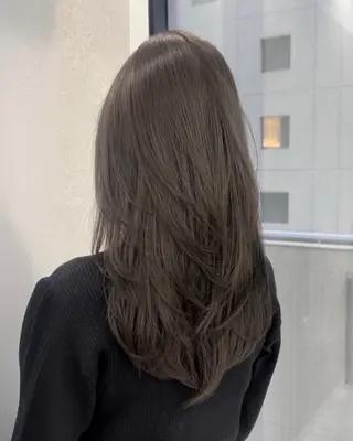 ロング カラー ブリーチあり·なし ツヤカラー/mai‎のヘアスタイル
