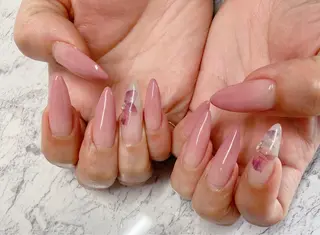 ネイル 前田 りかのネイルデザイン