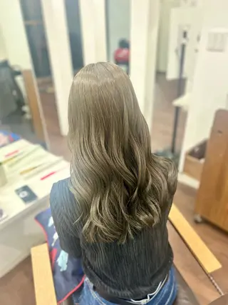 ロング カラー 🤍 minaのヘアスタイル