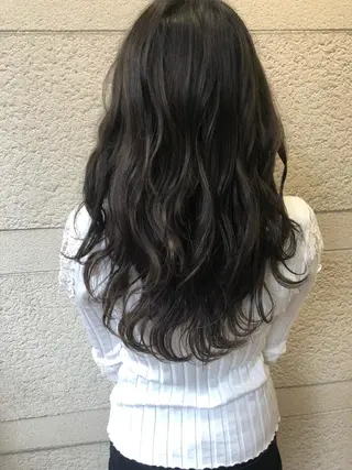 セミロング カラー ヘアアレンジ ワンホンレイヤー エクステづまのヘアスタイル