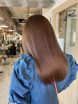 セミロング 海外レイヤー /NAGISAのヘアスタイル
