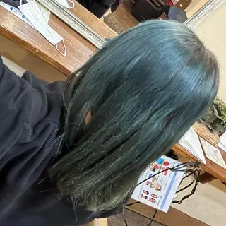 カラー 鈴木 未歩のヘアスタイル