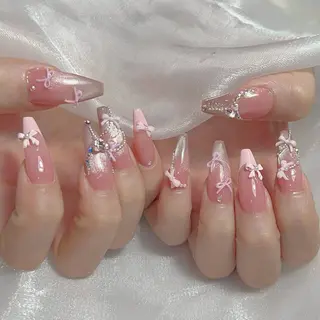 ネイル Lyna 池袋のネイルデザイン