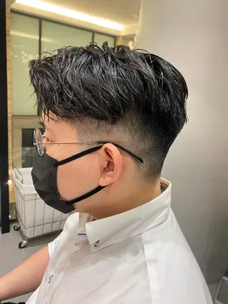 ショート パーマ メンズ unopulir 景山 凌のヘアスタイル
