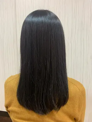カラー 河野 優希のヘアスタイル