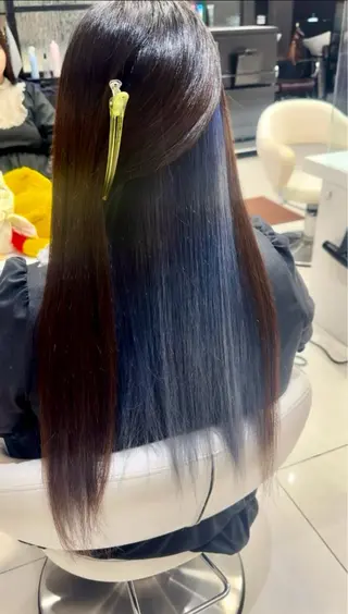 カラー 大林 茉鈴のヘアスタイル