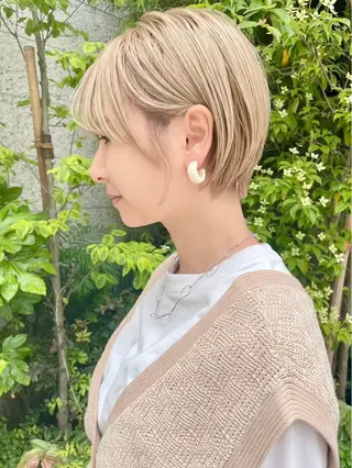 ショート 🦋盛れるレイヤー/ ベージュ/Ryugaのヘアスタイル