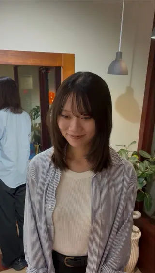 ミディアム 中嶋 うみのヘアスタイル
