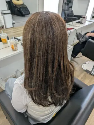 セミロング 【リピーター続出】 ENONN+　エノンのヘアスタイル