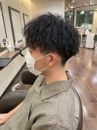 ショート カラー パーマ メンズ レディースカット いからしゆうたのヘアスタイル