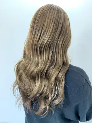 ロング カラー ヘアアレンジ 🐝岡本 柚葉🐝のヘアスタイル