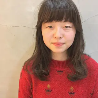 ミディアム 金子 歩実のヘアスタイル