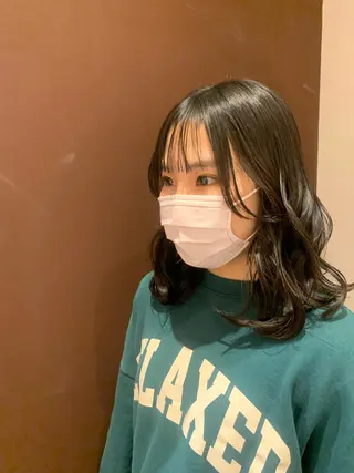 セミロング 小西 美帆のヘアスタイル