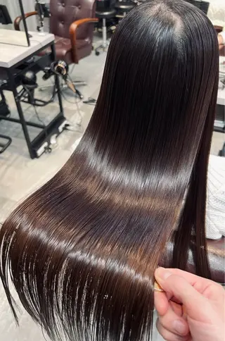 カラー 横田 直人のヘアスタイル