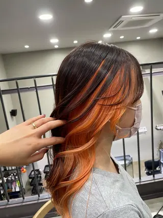 ロング カラー ヘアアレンジ cyan sayaのヘアスタイル