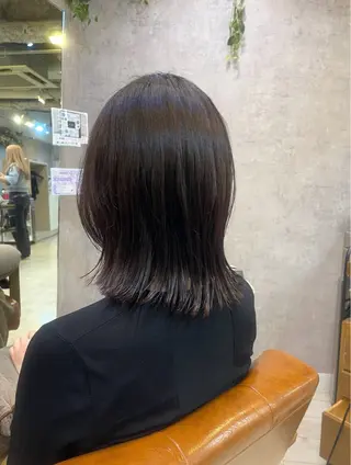 ミディアム 近江琉奈☆透明感カラ ー☆髪質改善☆のヘアスタイル