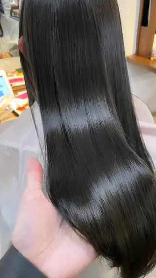 ロング パーマ 上田 ヒロツグのヘアスタイル