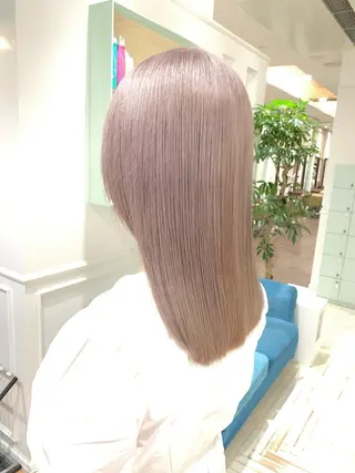 ミディアム カラー 🫧艶ダブルカラー ブリーチ🫧トモヤのヘアスタイル