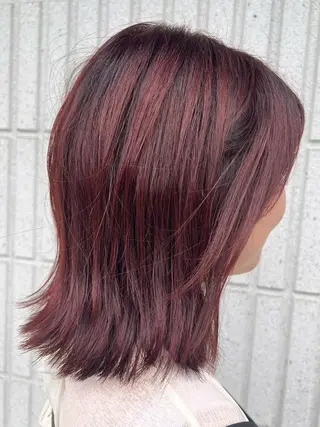 カラー Ashanti 有川のヘアスタイル