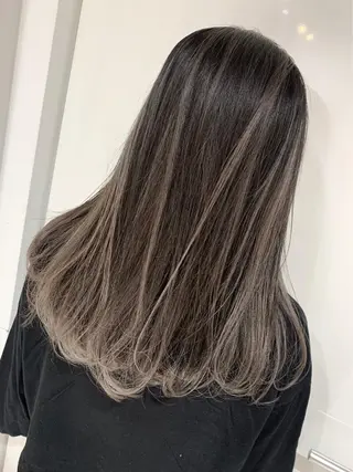 ロング カラー レイヤーカット 赤み消し　店長/大和のヘアスタイル