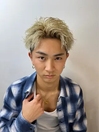 ショート パーマ メンズ 野中 慈穏のヘアスタイル