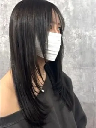セミロング カラー 幕田 希耀美のヘアスタイル
