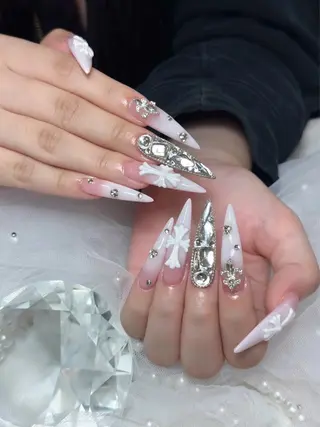 ネイル Julli ジュリのネイルデザイン