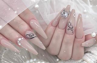 ネイル D-BEAUTY Nailsalonのネイルデザイン