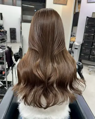ロング カラー ヘアアレンジ ゆめか🦋 /似合わせカラー💖のヘアスタイル