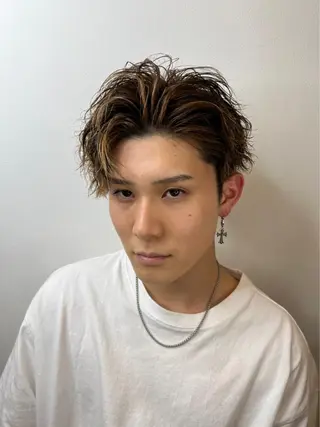 ショート パーマ メンズ 野中 慈穏のヘアスタイル
