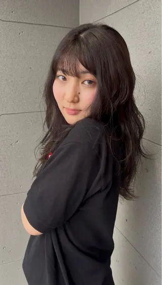 カラー 盛田 あかりのヘアスタイル