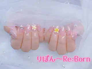 ミディアム りぼん Re:Bonrのネイルデザイン