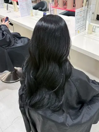 カラー トレンド透明感🤎 秋っぽカラー🧺🫧のヘアスタイル