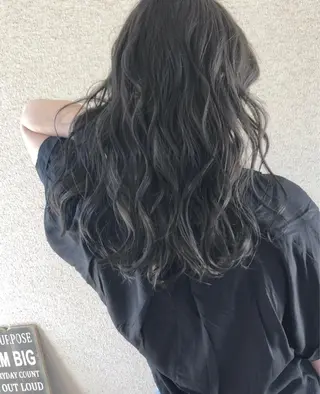 セミロング カラー パーマ 齋藤 佳以のヘアスタイル