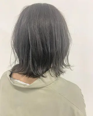 ミディアム カラー 石井 静のヘアスタイル