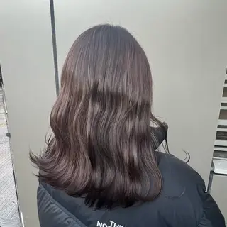 ミディアム カラー 小森聖奈 韓国風レイヤーカットのヘアスタイル