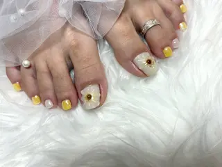 ネイル Eclat［ｴｸﾗ］ Yuriのネイルデザイン