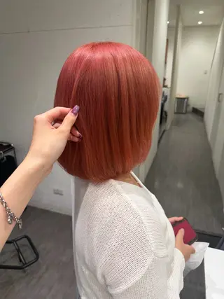 ミディアム Karin／ レイヤーブリーチ🥀のヘアスタイル