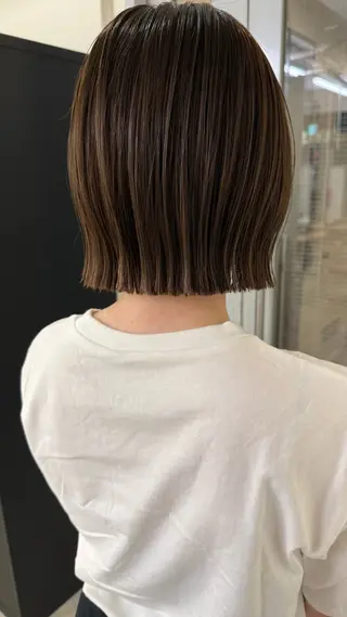 ミディアム 須藤 優真 切りっぱなしボブのヘアスタイル