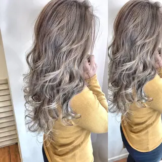 ロング TAKAHASHI LEAPSのヘアスタイル