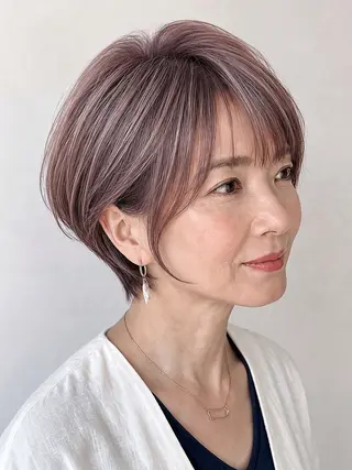 ショート 藤川 千歳のヘアスタイル