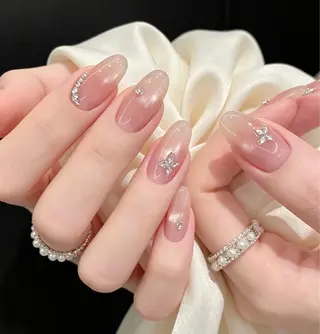 ネイル Lynn_ Nailのネイルデザイン